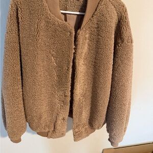 NWOT Listicle Tan Sherpa Jacket